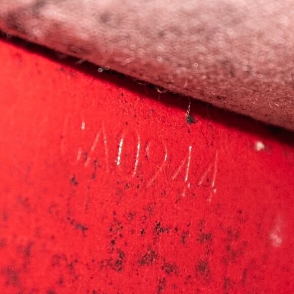 Authentic Louis Vuitton Red Epi Leather Multicles 4 Key Holder 1994 Spain - Picture 15 of 16